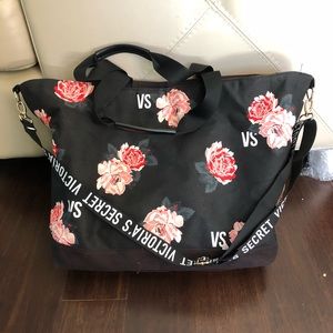 Victoria’ s Secret floral weekender bag